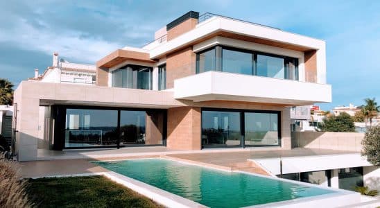 caractéristiques maison contemporaine